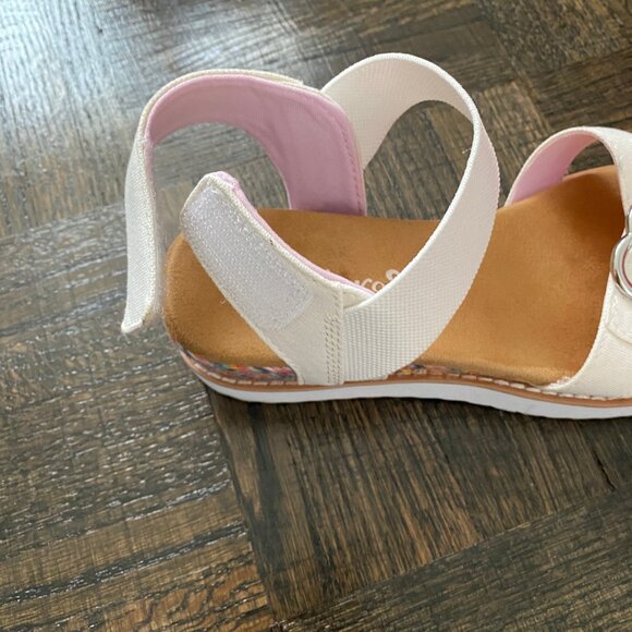 Sketchers Girls Miss Desert Kiss Hi - White Platform Sandals heart clasp sz 1 - Picture 6 of 8